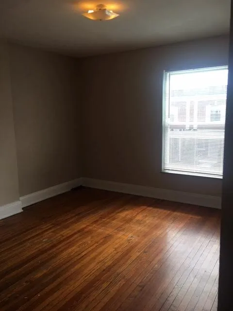 2452-2458 N High St