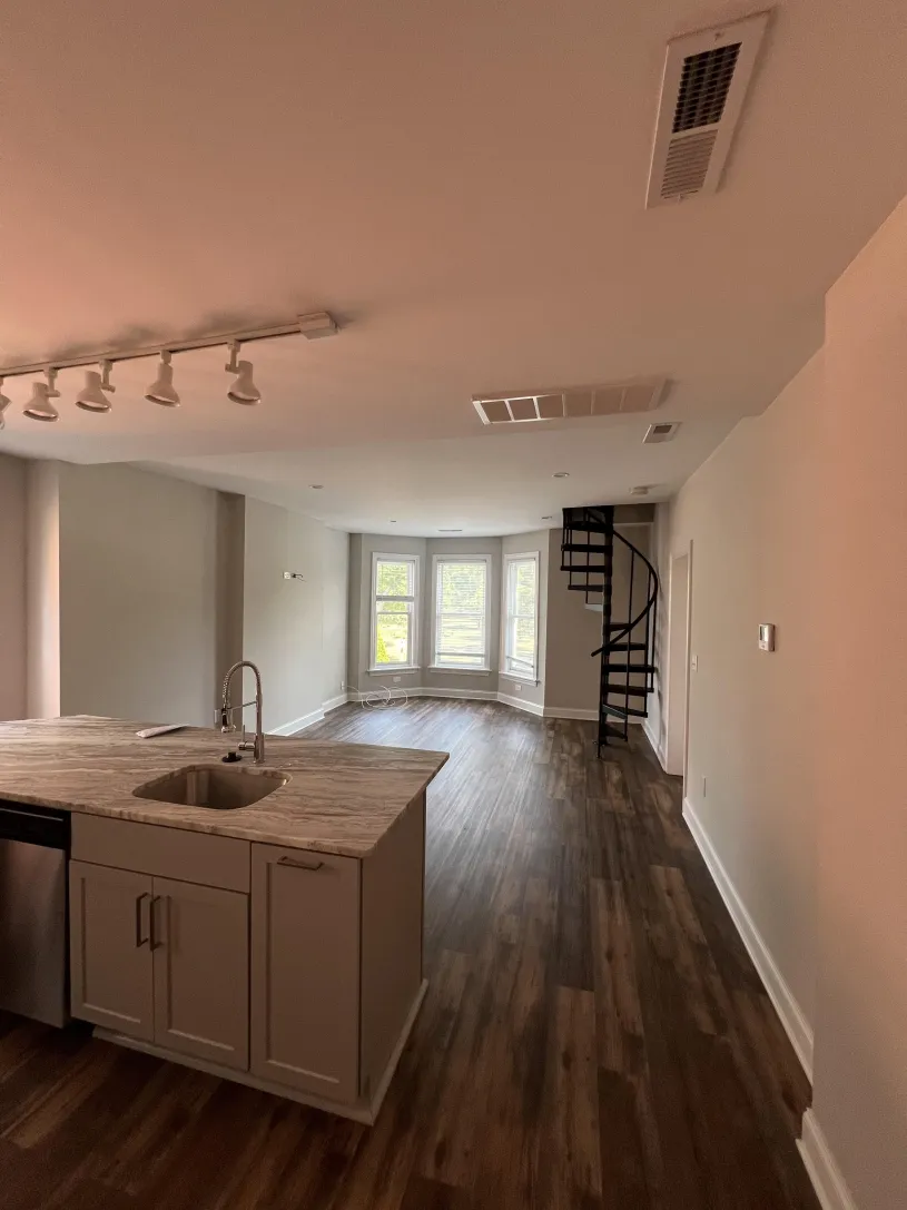 739 Dennison Ave Apt B
