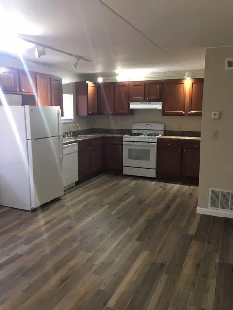 40 E Lane Ave 2BR - Renovated Unit