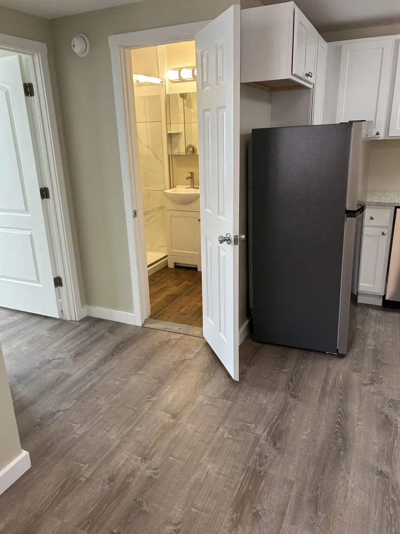 679 Dennison Ave apt 8