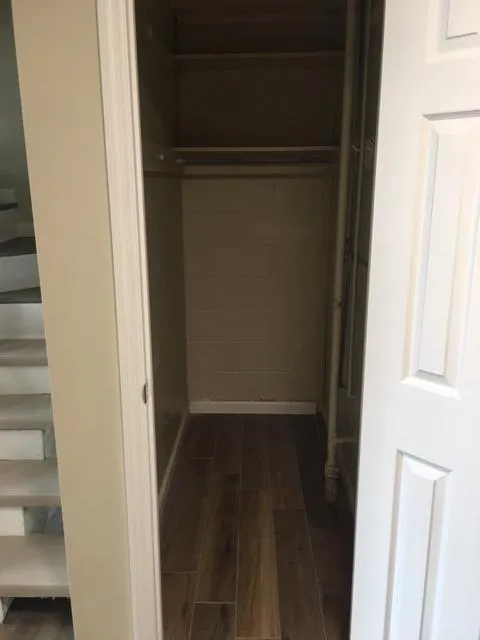 245 W Norwich Ave - Renovated Unit