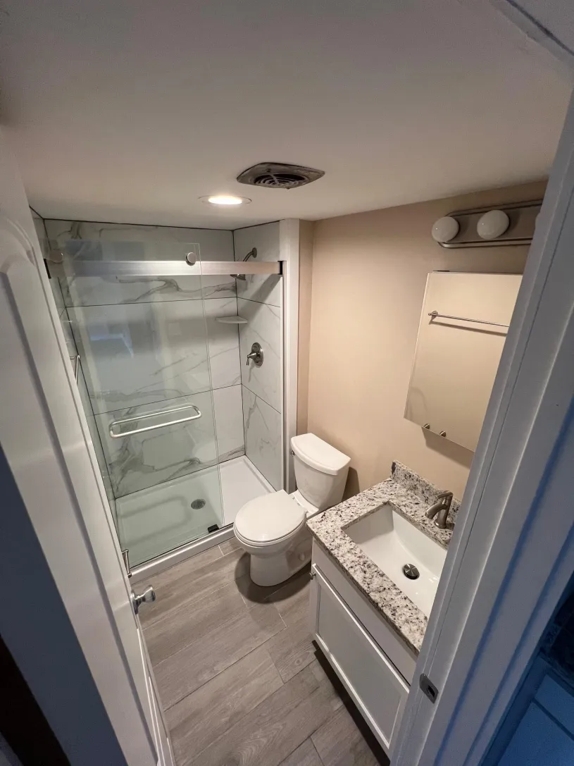 2470 N High St Apt C4