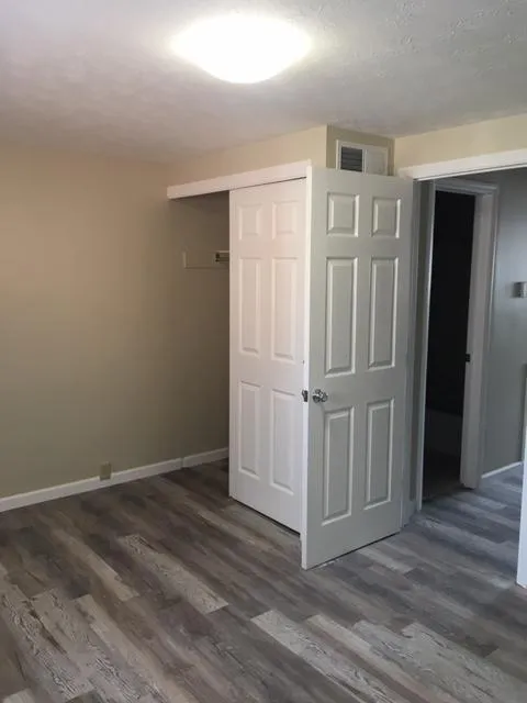 245 W Norwich Ave Apt F