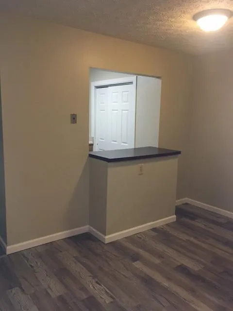 114 E Norwich Ave Townhouse ~ Renovated Unit 