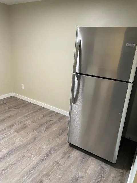 30 E Lane Ave Apt 204A ~ Renovated