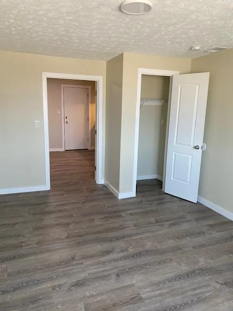 30 E Lane Ave Apt 204A ~ Renovated