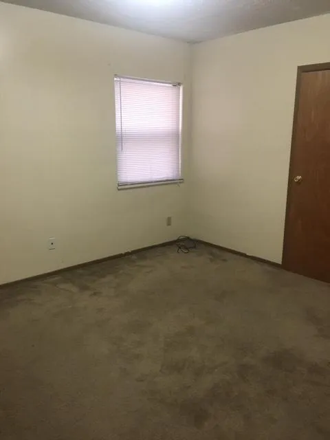 58 W Northwood Ave