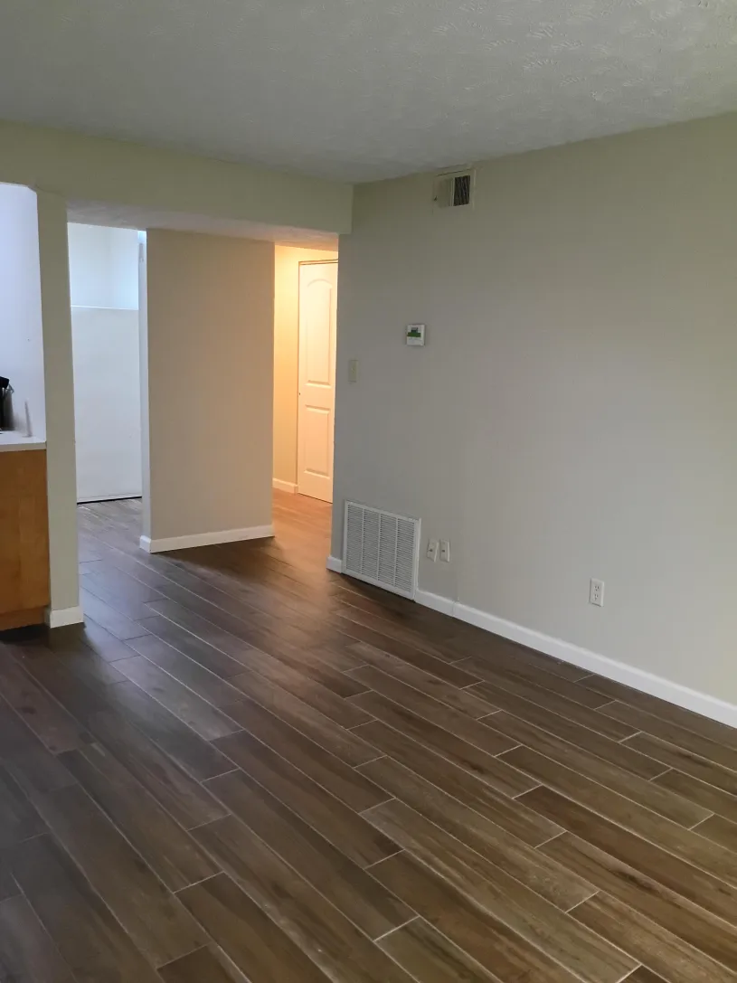 30 E Lane Ave Apt 103 ~ Renovated 3 bedroom 