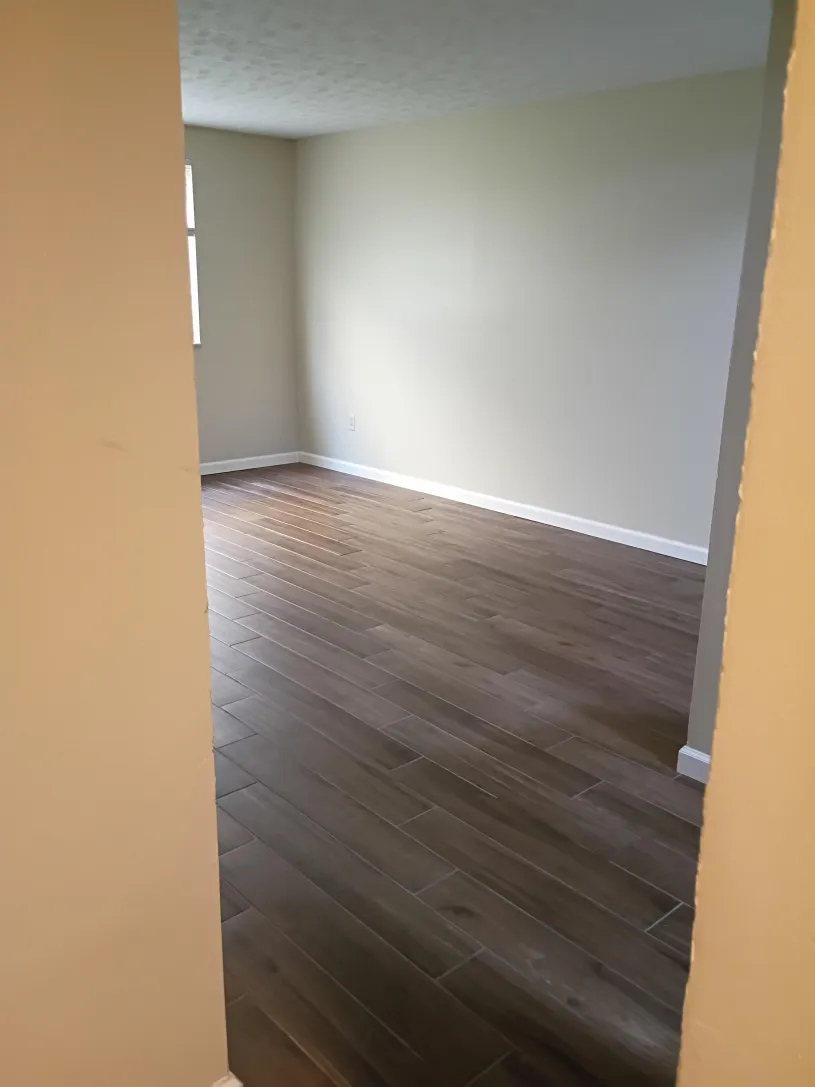 30 E Lane Ave Apt 103 ~ Renovated 3 bedroom 
