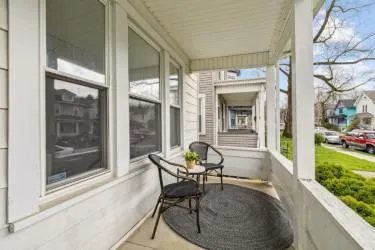 156 E Maynard 